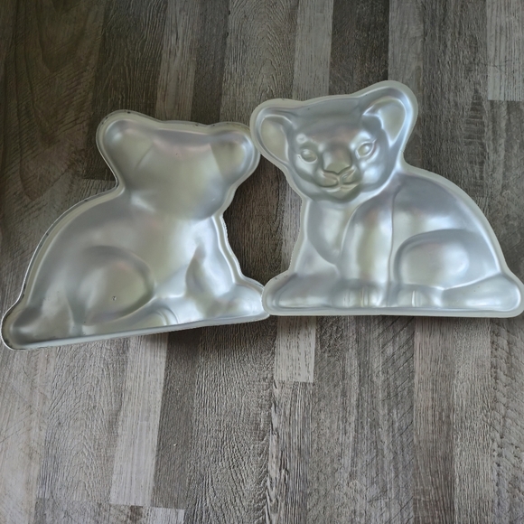 Vintage 1974 Wilton 3D Lion Cub Cake Pan #502-135 - Stand-Up Lion King Cake Mold - Picture 3 of 4
